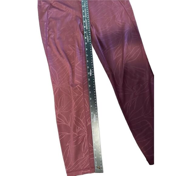 Sweaty Betty- All Day Emboss 7/8 Leggings 4 Way Stretch Leggings Maroon, Medium - Picture 12 of 13